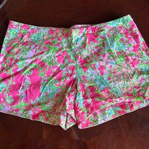 ☀️ Lilly Pulitzer 🌴 Shorts size 14